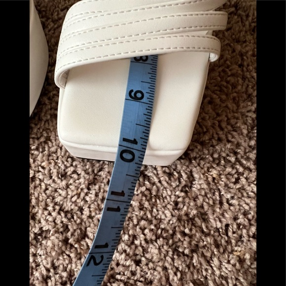 White platform sandals - Picture 5 of 6